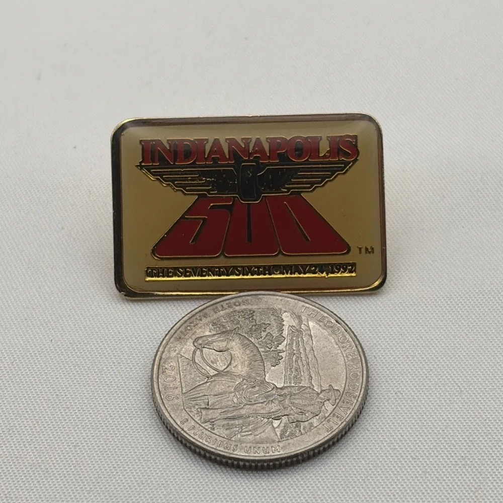 NASCAR Indy 500‎ 1992 76th Indianapolis Motor Speedway Racing Lapel Hat Pin